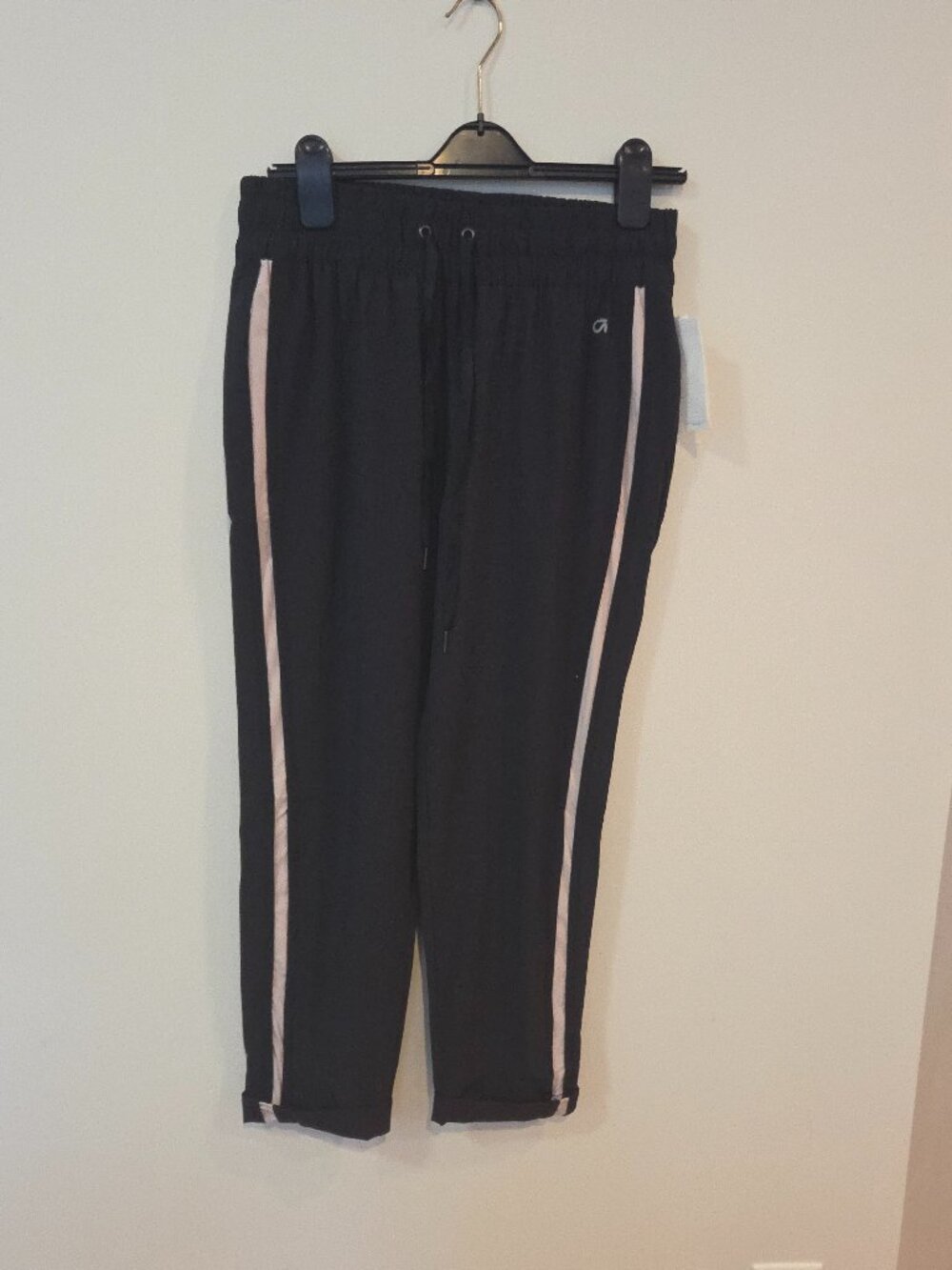 GapFit Studio Stripe Joggers NWT Small Gray High Rise
